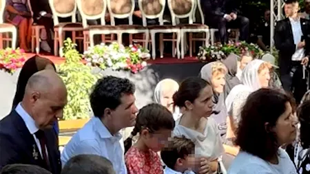 Imediat după scandalul absenței de la Ziua Marinei au apărut IMAGINI în presă cu Nicușor Dan la mănăstire