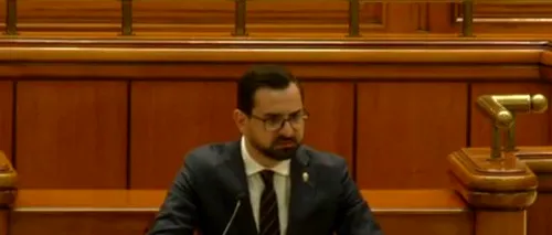 Adrian Chesnoiu a rămas fără imunitate. Fostul ministru, aplaudat în timpul ședinței | VIDEO