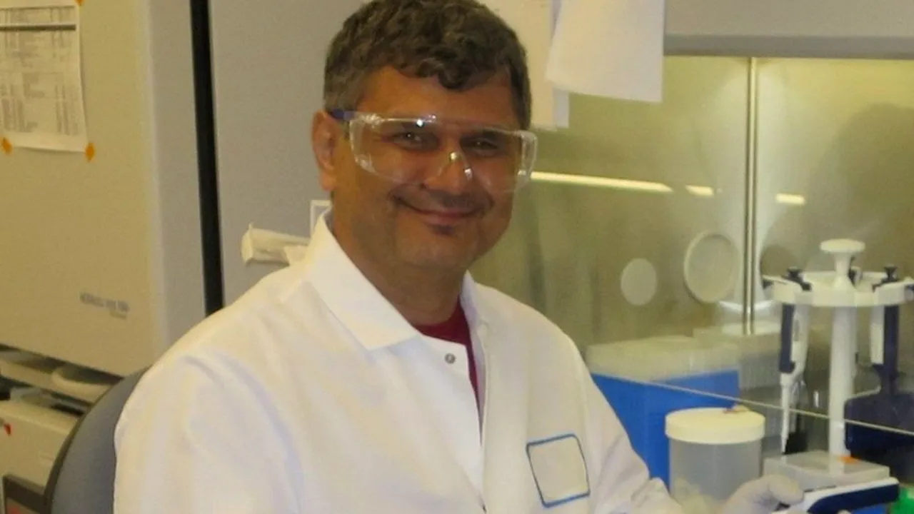 Avertismentul unui cercetător român: La începutul lui decembrie vom ajunge la 500.000 de cazuri COVID-19 în total! Lockdownul nu poate fi evitat