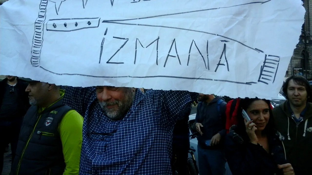 Cine este primul polițist care are curajul să-i ceară demisia lui Oprea: 