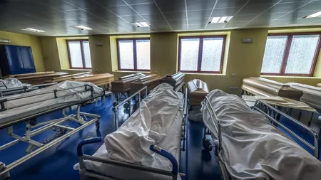 NOI DESCOPERIRI! Coronavirusul supraviețuiește în plămânii pacienților decedați. Rezultatele autopsiilor, revelatoare