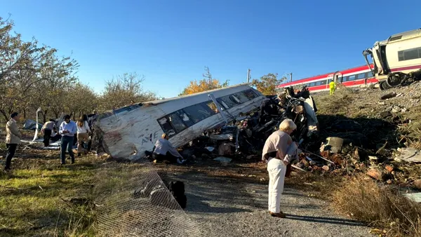 Primele mărturisiri ale supraviețuitorilor accidentului feroviar din Spania: „Sunt mulți răniți și morți”. „Era un băiat cu brațul amputat care mergea pe jos“