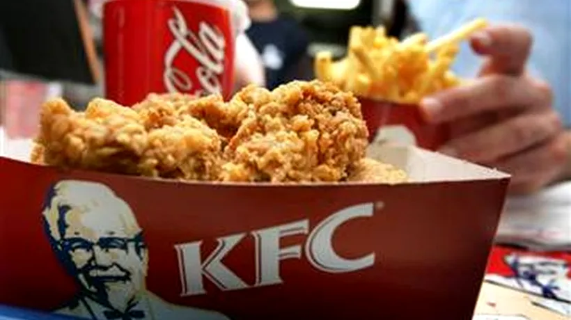 O chinezoaică a intrat într-un KFC și a comandat o porție de aripioare cu cartofi prăjiți. Ce s-a întâmplat o săptămână mai târziu
