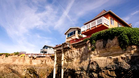 Pericol major la Comarnic: Zeci de familii riscă să își PIARDĂ casele din cauza lucrărilor la centura orașului