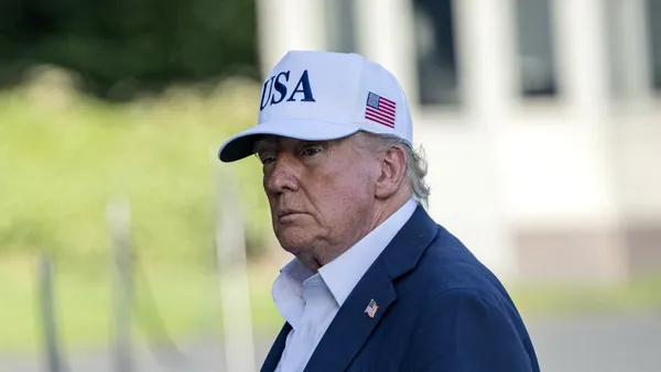 Donald Trump amenință cu noi taxe vamale țările care se vor alătura „politicilor antiamericane” ale statelor BRICS