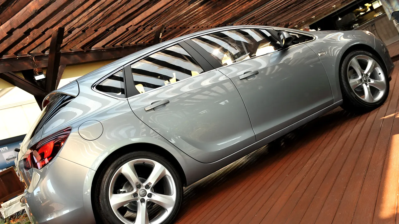 Black Friday la mașini: reduceri de până la 10.000 euro la Salonul Auto Moto 2015