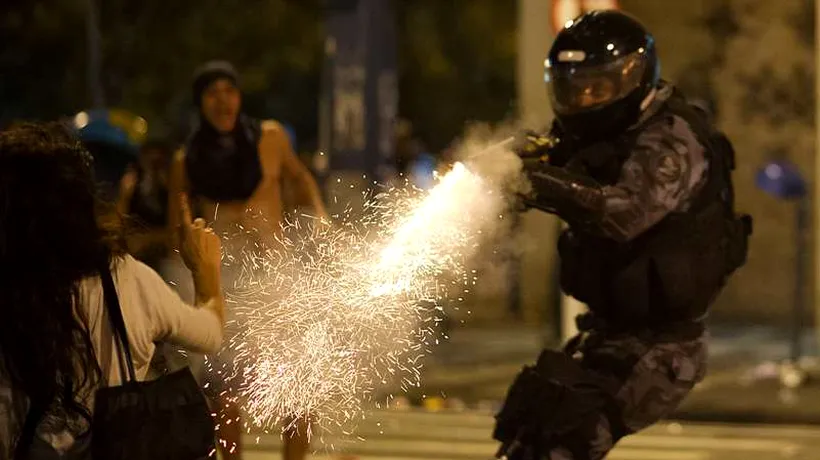 GALERIE FOTO. Cum arată protestele din Brazilia