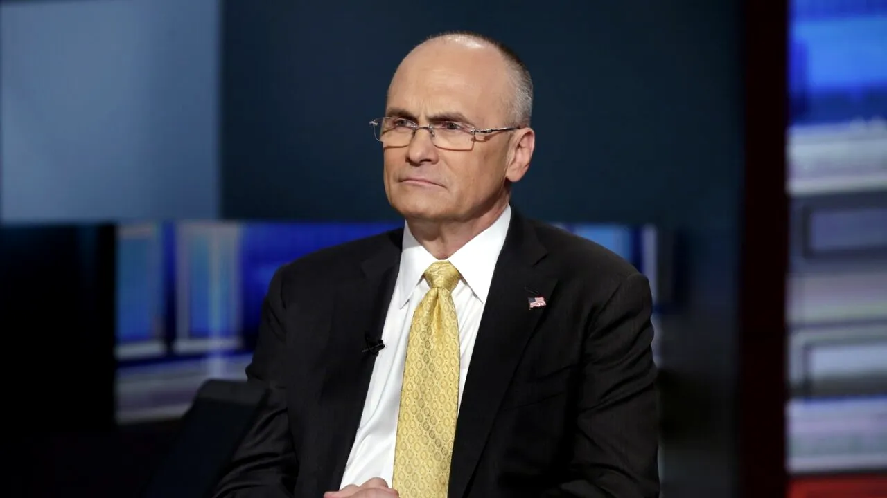 Donald TRUMP l-a numit pe un fost manager al unui lanț de restaurante fast-food pentru funcția de ambasador la UE