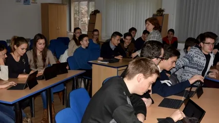Colegiul digital sau cum introduci cu succes noile tehnologii în sala de clasă