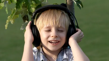 STUDIU. Cântecele noi, considerate 