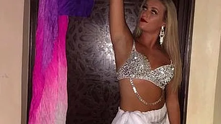 O dansatoare s-a angajat la un hotel, după ce a dat un interviu online. Când a ajuns acolo a avut un șoc: „Trebuie să te concediem. Ești prea grasă