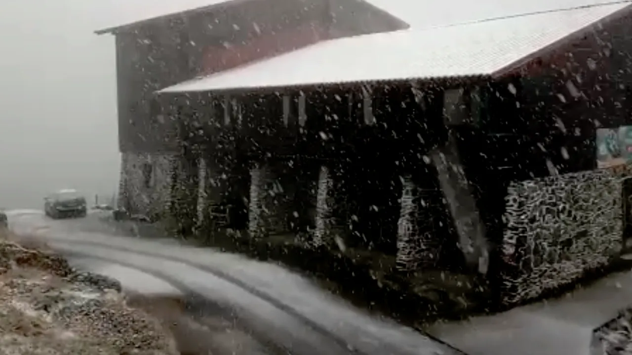 PRIMA NINSOARE în Munții Făgăraș. Temperaturile au scăzut BRUSC sub zero grade Celsius