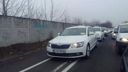 Motivul pentru care poliția amendează, în grup, peste 100 de taximetriști din Timișoara. Amenzile ajung și la 5.000 de lei