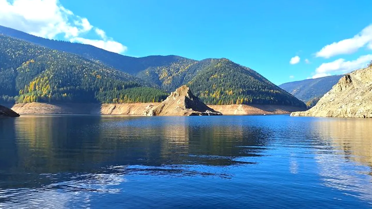 Oficialii Apelor Române dau asigurări că există rezerve suficientă pentru asigurarea alimentării cu apă și energie pentru întregul sezon rece