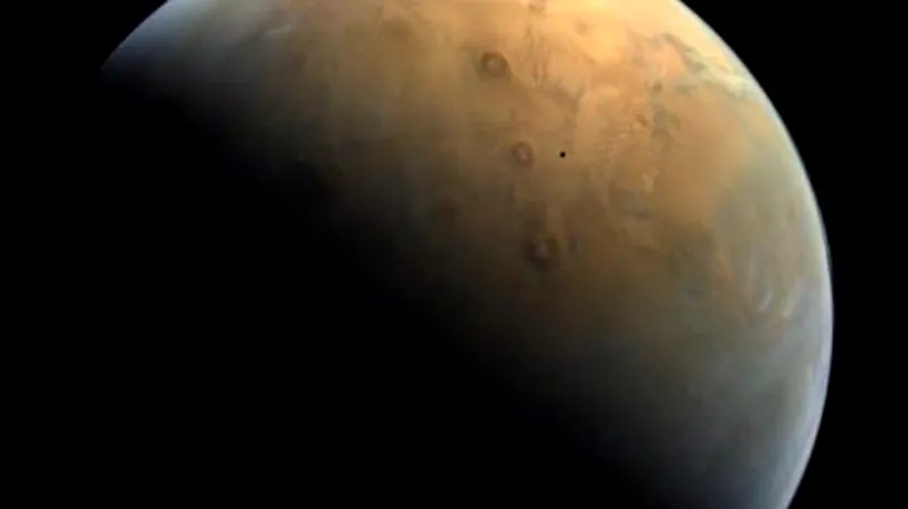 Sonda Al-Amal a transmis prima imagine de pe Marte