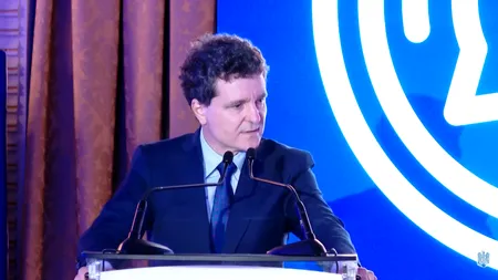 Nicușor Dan s-a trezit 