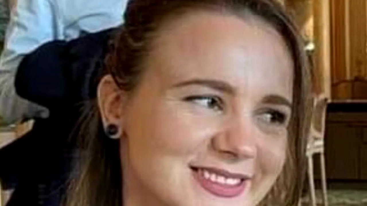 Mesajul emoționant al mamei care s-a sinucis după moartea băiețelului ei: ”Iubiți-i ca și când lumea se va sfârși”