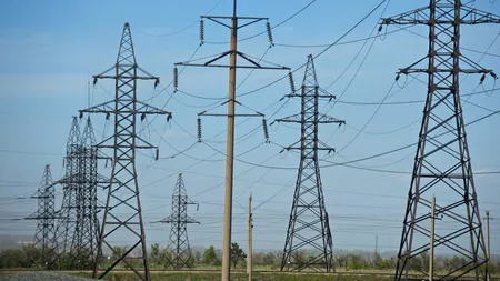 Europa trebuie să investească 2.000 de MILIARDE de euro în rețelele de electricitate pentru a evita pene ca cea din Spania