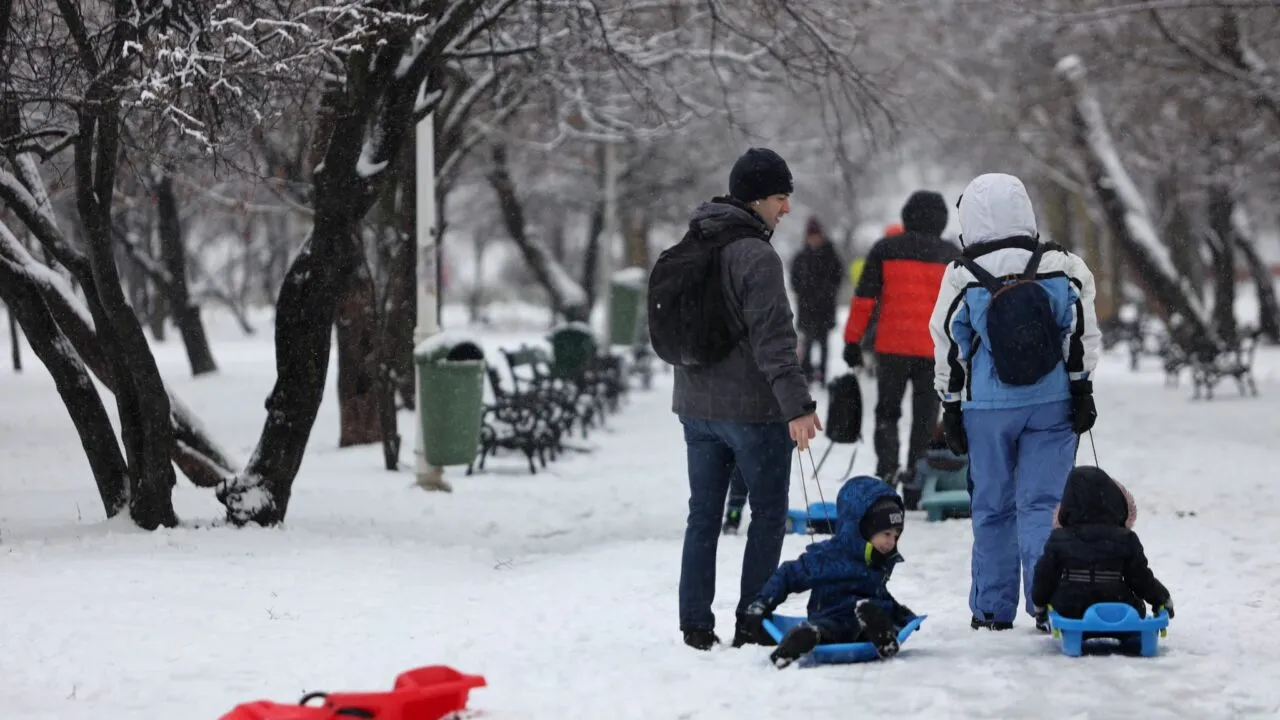 Care sunt localitățile care au pierdut și care au câștigat cei mai mulți locuitori și unde trăiesc cei mai tineri și cei mai bătrâni români? Rezultatele provizorii din teritoriu ale INS