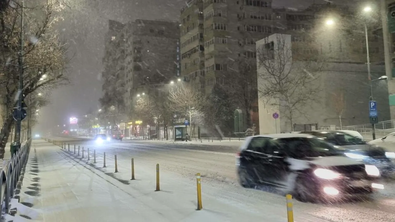ANM plasează Capitala și 12 județe sub cod portocaliu de ninsori și viscol puternic. În București, stratul de zăpadă ar putea ajunge până la 50 de cm