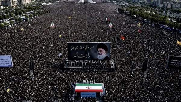 Unde a fost, în cele din urmă, înmormântat ayatollahul Ali Khamenei. Milioane de persoane au participat la ceremoniile funerare