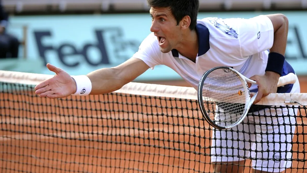 Novak Djokovici l-a învins pe Roger Federer, la Turneul Campionilor
