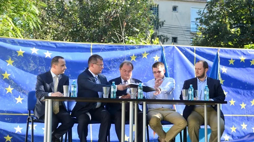 FORȚA POPULARĂ, noua alianță formată în jurul PDL. Cu ce onorează masa MRU, Neamțu și Papahagi