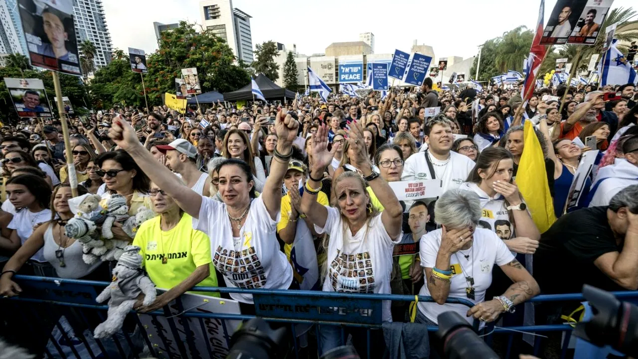 Prima zi de pace în GAZA în IMAGINI. Cum arată armistițiul din teritoriul palestinian, după doi ani de calvar