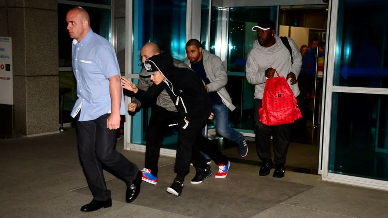 Justin Bieber a încercat să scape de controlul pașapoartelor în Turcia