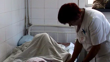 Patru adulți și un copil de doi ani,intoxicați cu ciuperci; doi adulți și copilul sunt în comă