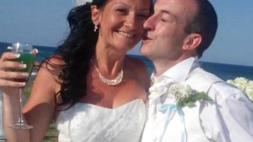 Un cuplu din Marea Britanie a ajuns după gratii după ce a postat pe Facebook fotografii de la nuntă