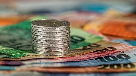 Analiză: România și Polonia au beneficiat cel mai mult în urma integrării în Uniunea Europeană. PIB-ul per capital este dublu față de 2004