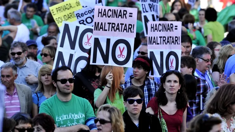 Mii de profesori, elevi și părinți au participat la o zi de grevă inedită în Spania