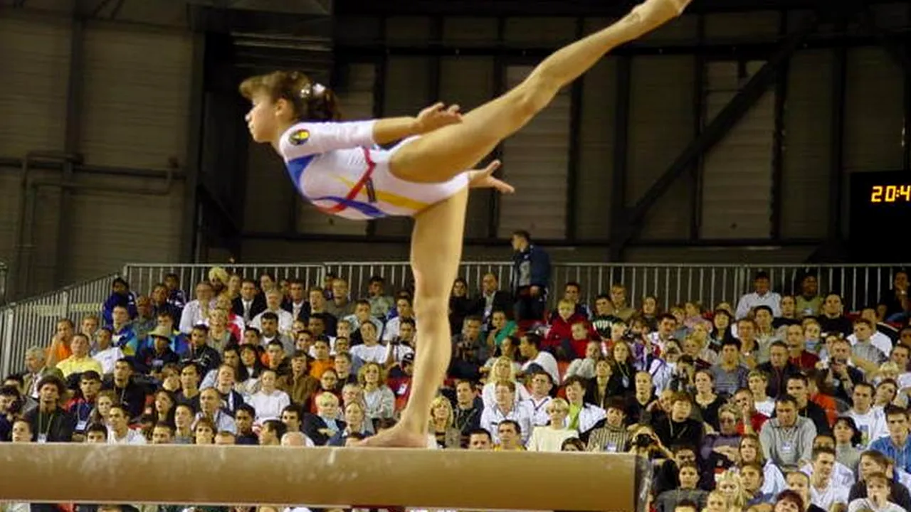 Cum arată mâinile unei gimnaste după antrenament