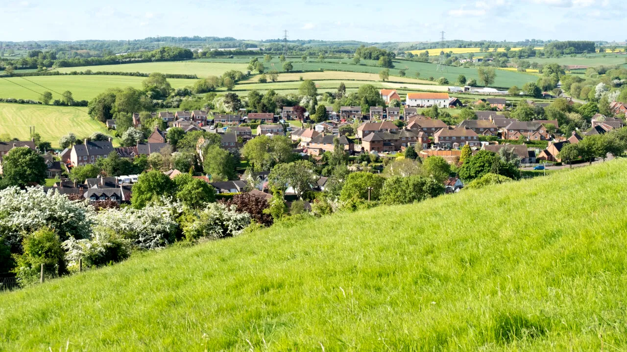 Satul izolat care își deschide porțile pentru turiști. A fost fondat în secolul al XI-lea și accesul este permis doar câteva zile pe an