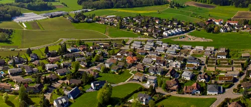 Satul din Elveția care alege să plătească o amendă uriașă decât să primească refugiați