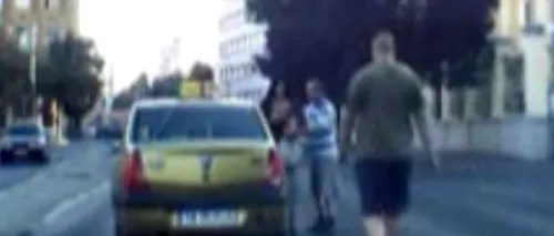 Un taximetrist din Timișoara, care a accidentat o tânără pe trecerea de pietoni, a fost BĂTUT de un alt șofer. VIDEO