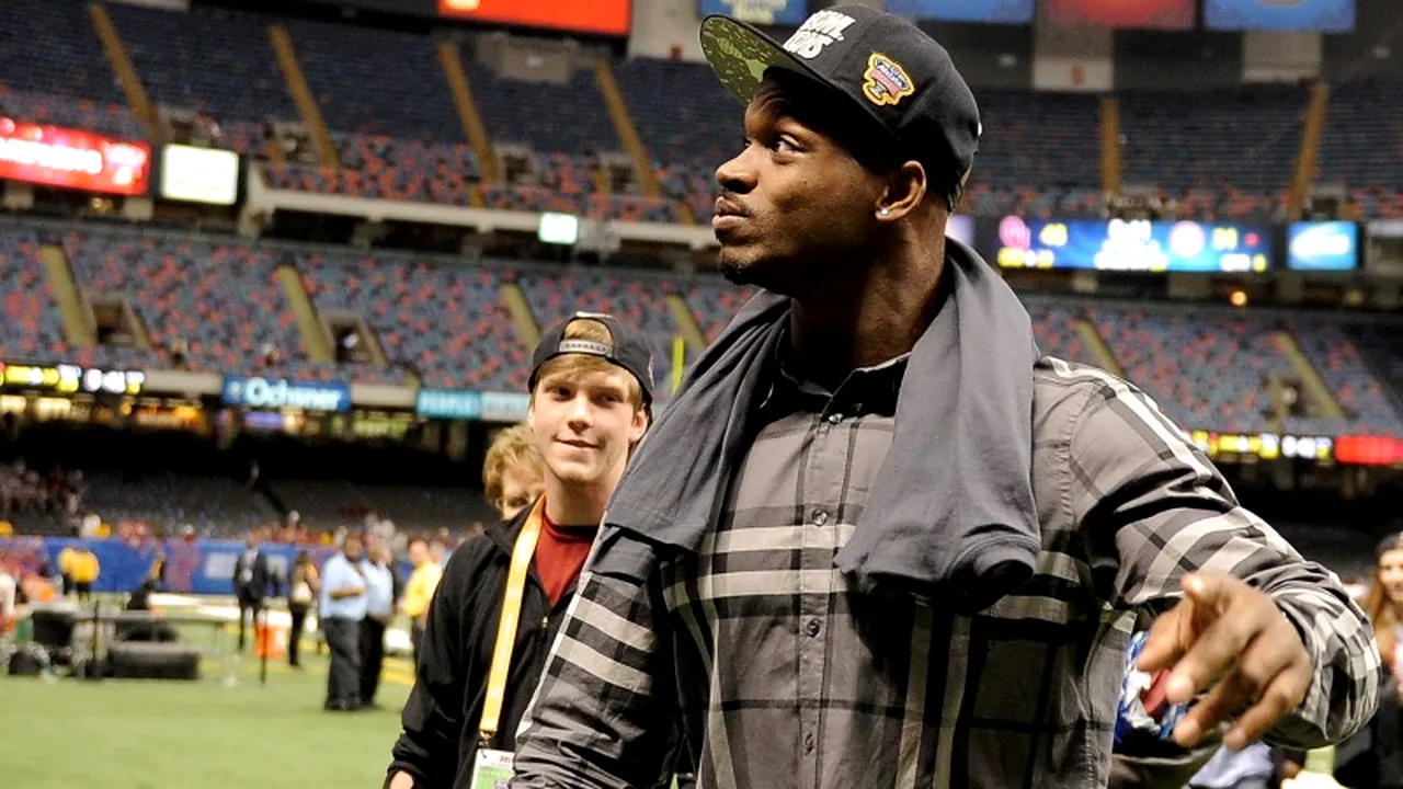 Jucător din NFL arestat pentru că și-ar fi bătut copilul