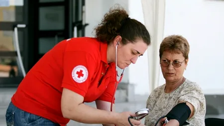 Sute de bucureșteni au apelat la Serviciul de Ambulanță din cauza caniculei 