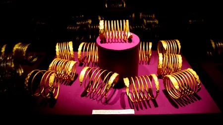 Procurorul Augustin Lazăr, adevărul despre cele 24 celebre brățări de aur dacice. 