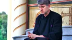 Fostul preot Cristian Pomohaci a fost reținut într-un dosar de viol și agresiune sexuală asupra unui minor