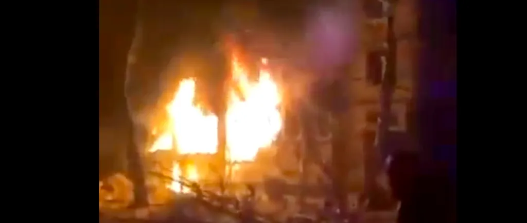 FOTO - VIDEO | Explozii puternice au avut loc în zone rezidențiale din Kiev marți dimineață. Patru oameni au murit