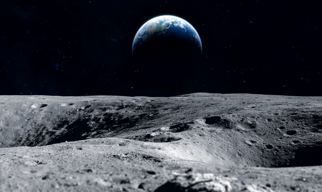 NASA a selectat compania lui Elon Musk, SpaceX, pentru a trimite următorii oameni pe Lună. Sursa foto: Shutterstock