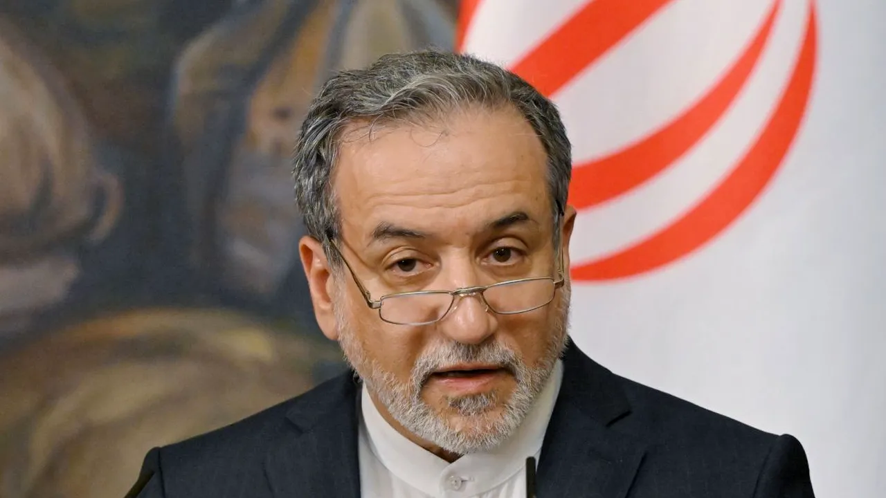 Iranul a confirmat primirea răspunsului SUA la propunerea de deschidere a Strâmtorii Ormuz, chiar în ziua retragerii trupelor americane din Irak