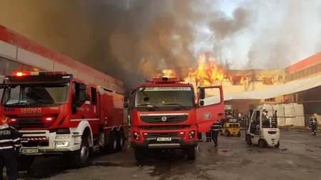 Incendiu puternic la o fabrică din Bragadiru, lângă Centura Capitalei. A fost emis mesaj RoAlert de avertizare a populației (FOTO-VIDEO)