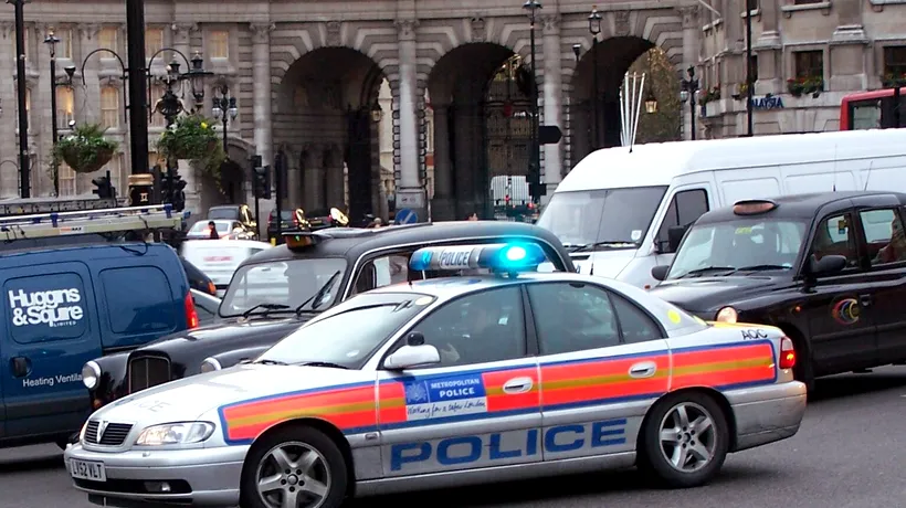 Scene incredibile cu doi polițiști în Marea Britanie.  „Aveau stațiile pornite, am strigat la ei, dar nu ne-au auzit