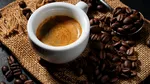 Cele 5 semne de avertizare pe care corpul tău le transmite atunci când ar trebui să reduci consumul de cafea