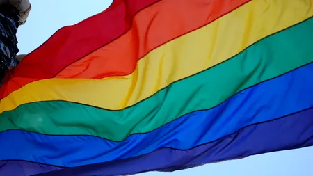 Dreptul de ședere al persoanelor de același sex căsătorite într-un stat al Uniunii Europene va fi recunoscut în România