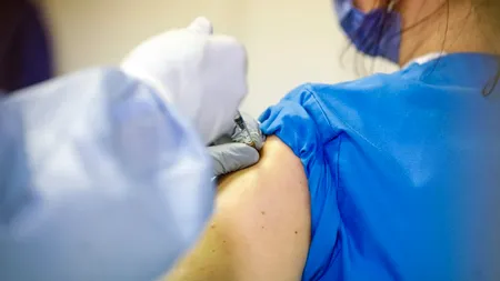 Când se poate schimba vaccinul pentru rapel. Răspunsul secretarului de stat Andrei Baciu