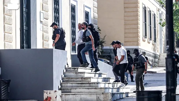Primele imagini cu oligarhul moldovean Vladimir Plahotniuc, în CĂTUȘE